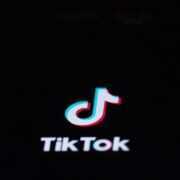 Россияне продолжают проявлять интерес к TikTok, несмотря на ограничения (tiktok 1280x720 1)