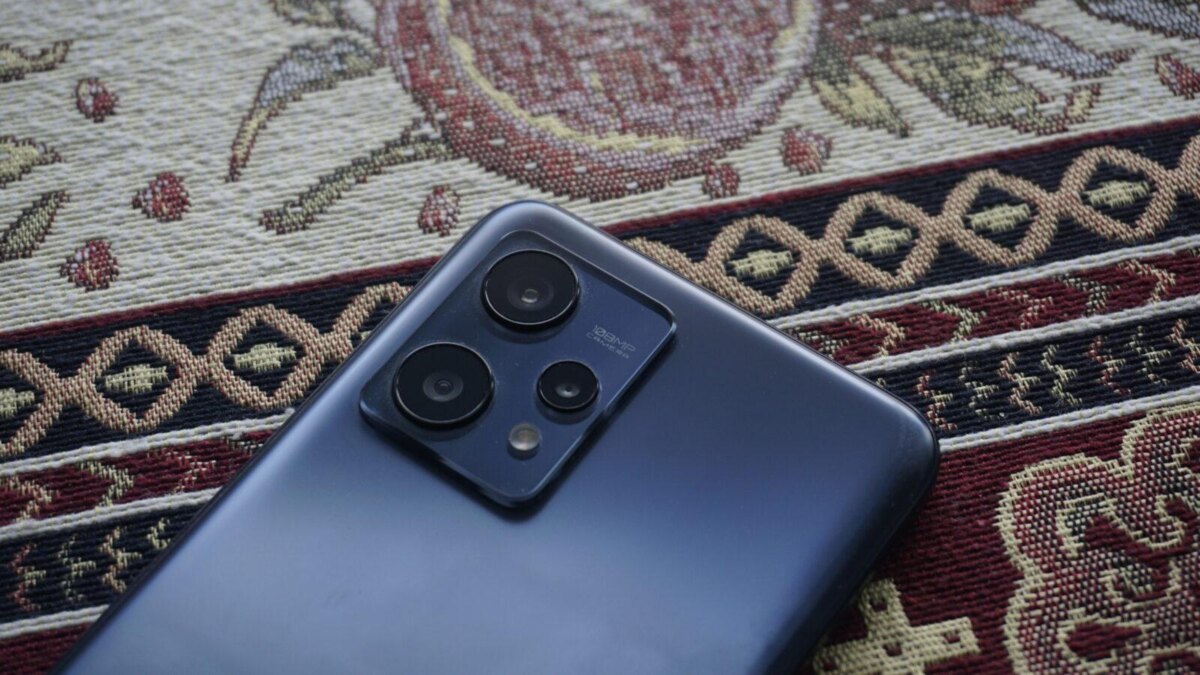 Бесконечно выносливый: обзор realme 9 77 DSC1583 scaled