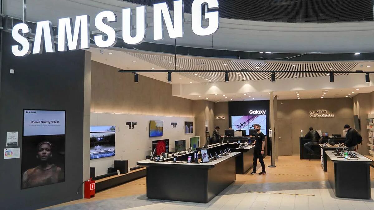 Samsung возобновит продажи в России