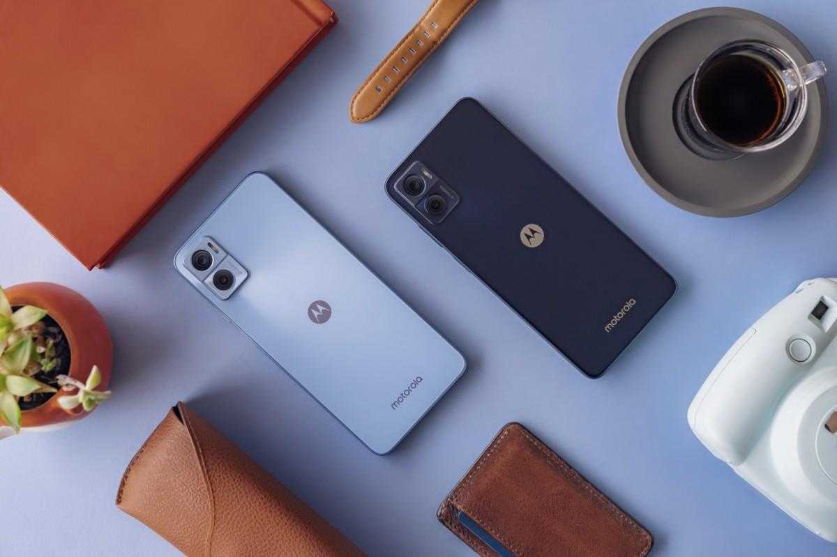 Motorola представила смартфоны Moto E22 и E22i