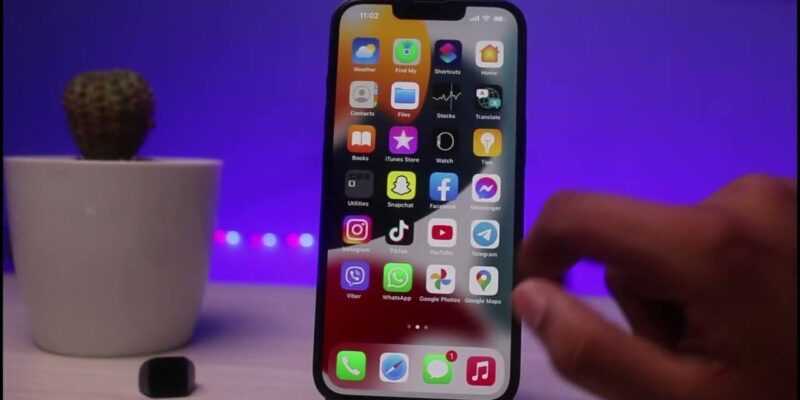 iOS 16.1 добавит процент заряда батареи для всех iPhone с Face ID