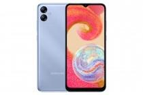 Логотипы Oppo и Realme на разделённом фоне в чёрном и жёлтом цветах