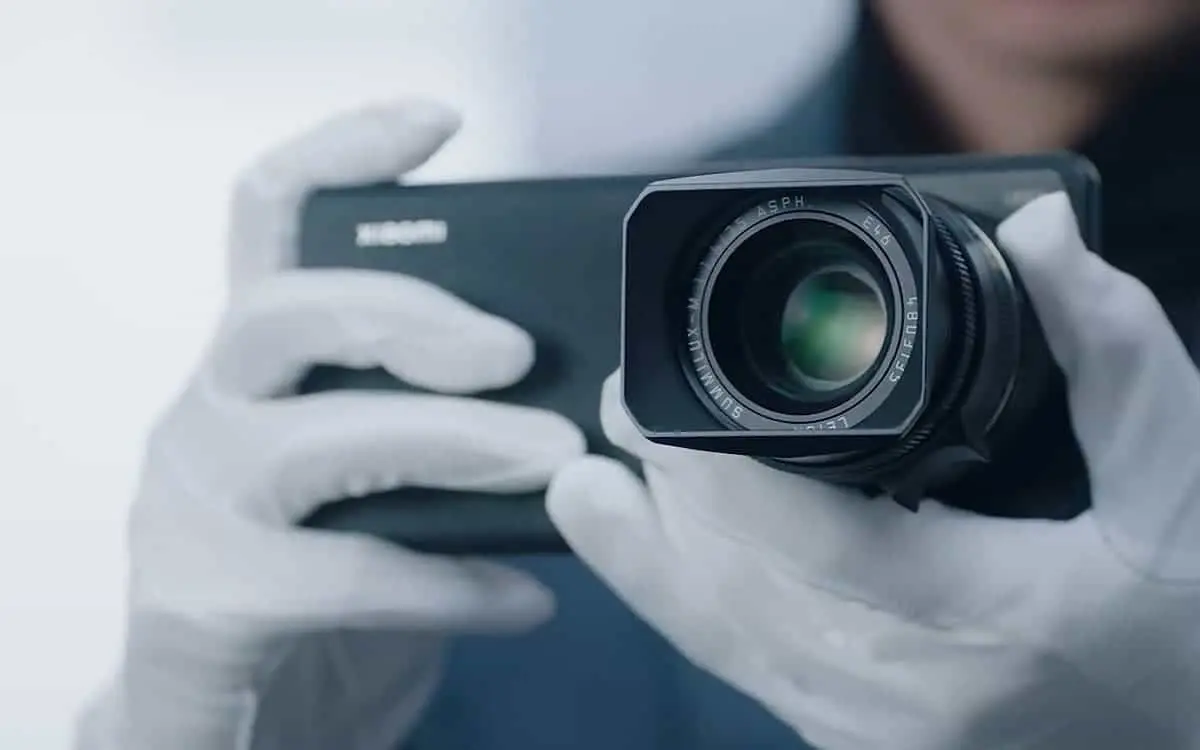 Xiaomi представила смартфон, на который можно установить объективы от профессиональных камер (2)