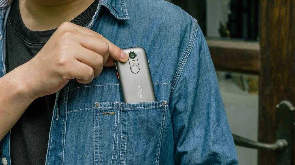 Представлен миниатюрный смартфон Jelly 2E с 3-дюймовым дисплеем и Android 12 4 Unihertz Jelly 2E 741024