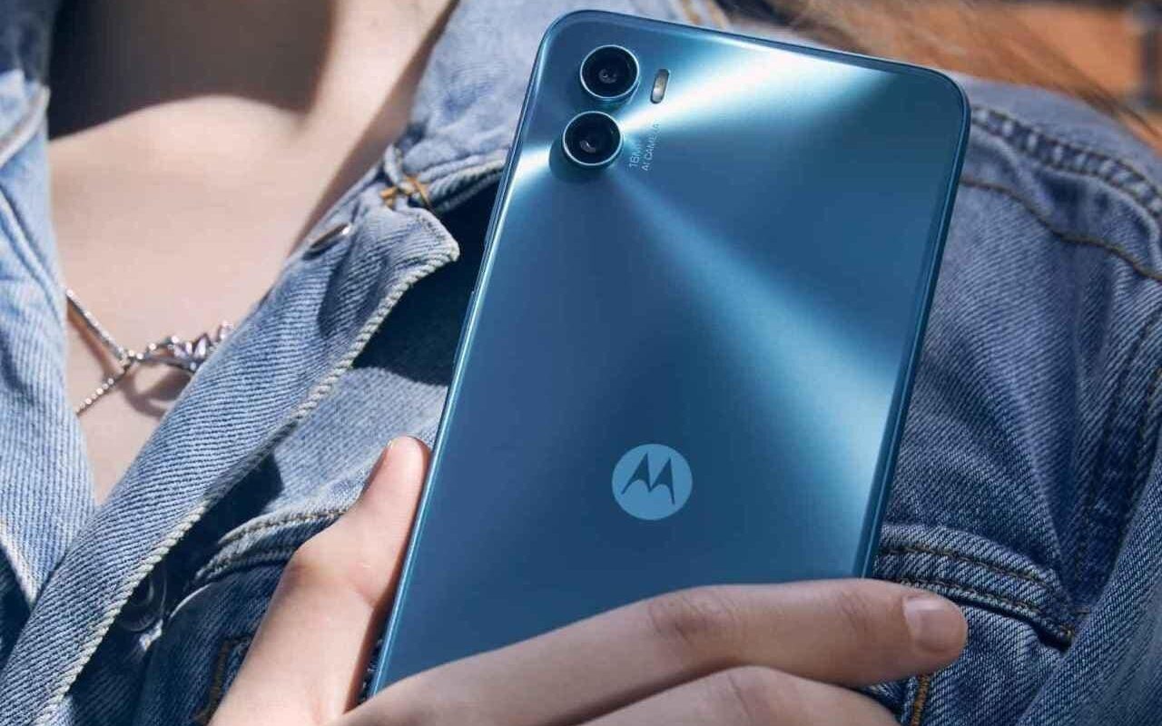 Motorola Moto E13: Geekbench раскрыл основные характеристики 2 Motorola Moto E13