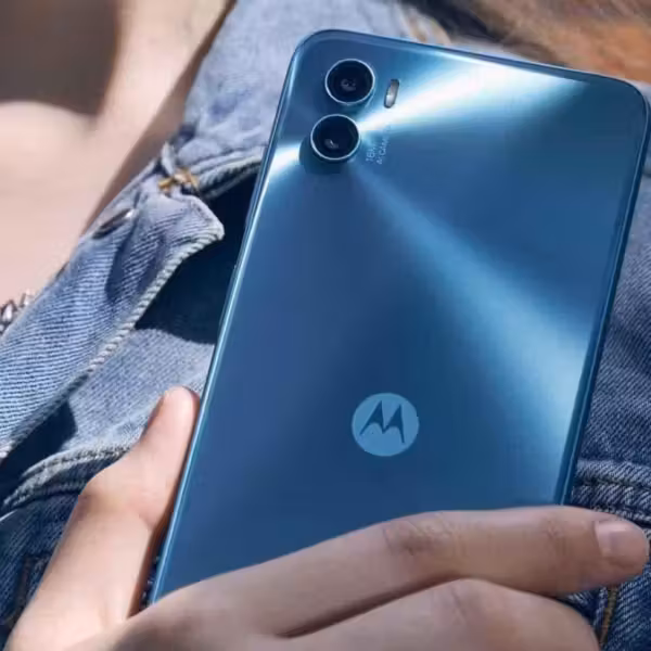 Motorola Moto E13