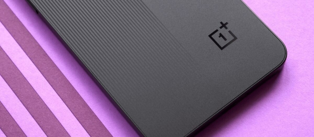 Фото экрана OnePlus 11R подтвердили общий дизайн 6 Фото экрана OnePlus 11R подтвердили общий дизайн