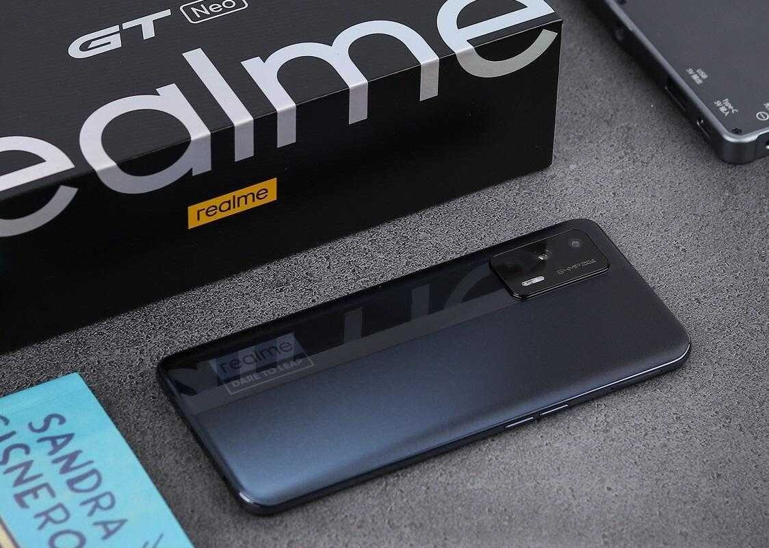 Realme GT Neo 047 720w