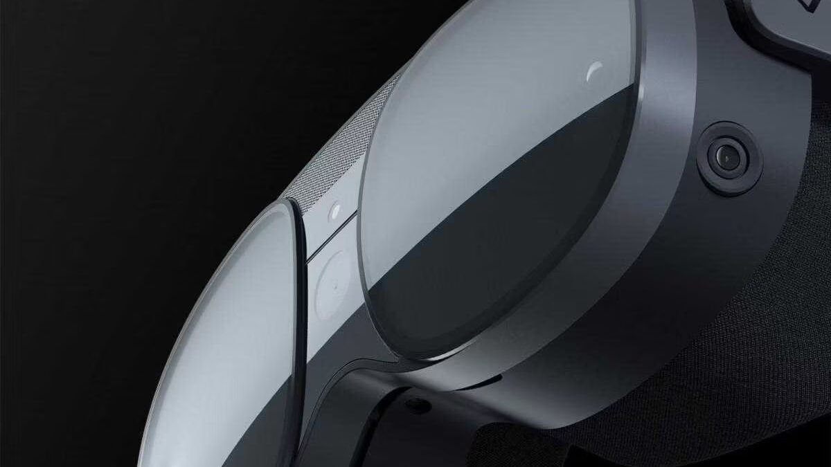 HTC анонсировала новую гарнитуру AR/VR, которая будет представлена на CES 3 Гарнитура HTC AR/VR на анонсе перед CES: новый шлем компании HTC для виртуальной и дополненной реальности