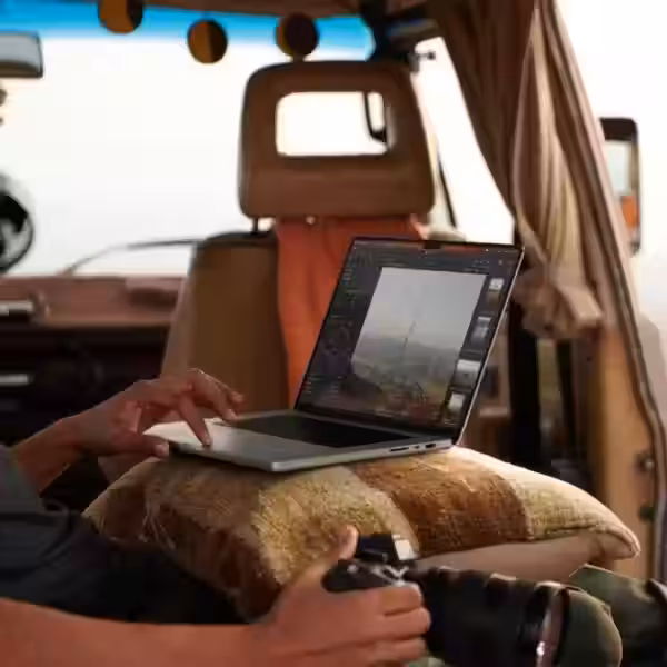 Apple M2 chips lifestyle 230117 big.jpg.large 2x