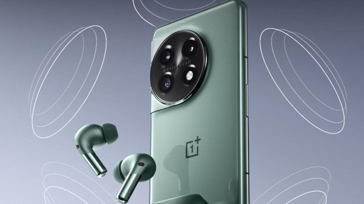 Смартфон OnePlus 11 на рендере: четыре камеры, комплект с беспроводными наушниками и зарядным устройством