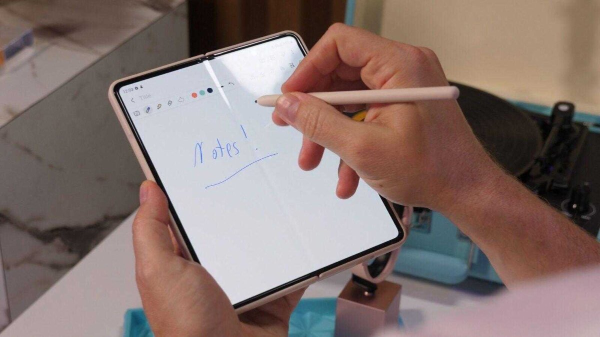 Samsung Galaxy Z Fold 5 не получит слот для S Pen 5 Samsung