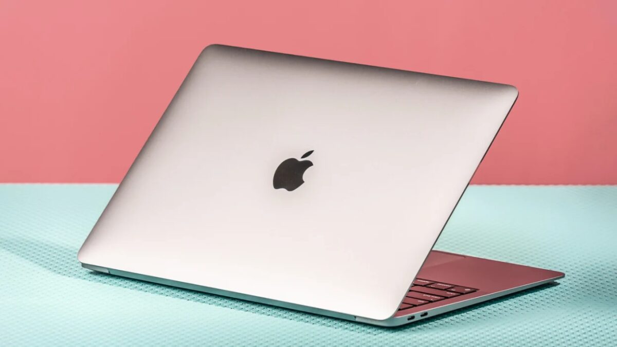 15-дюймовый Apple MacBook Air представят в начале апреля 5 hero image