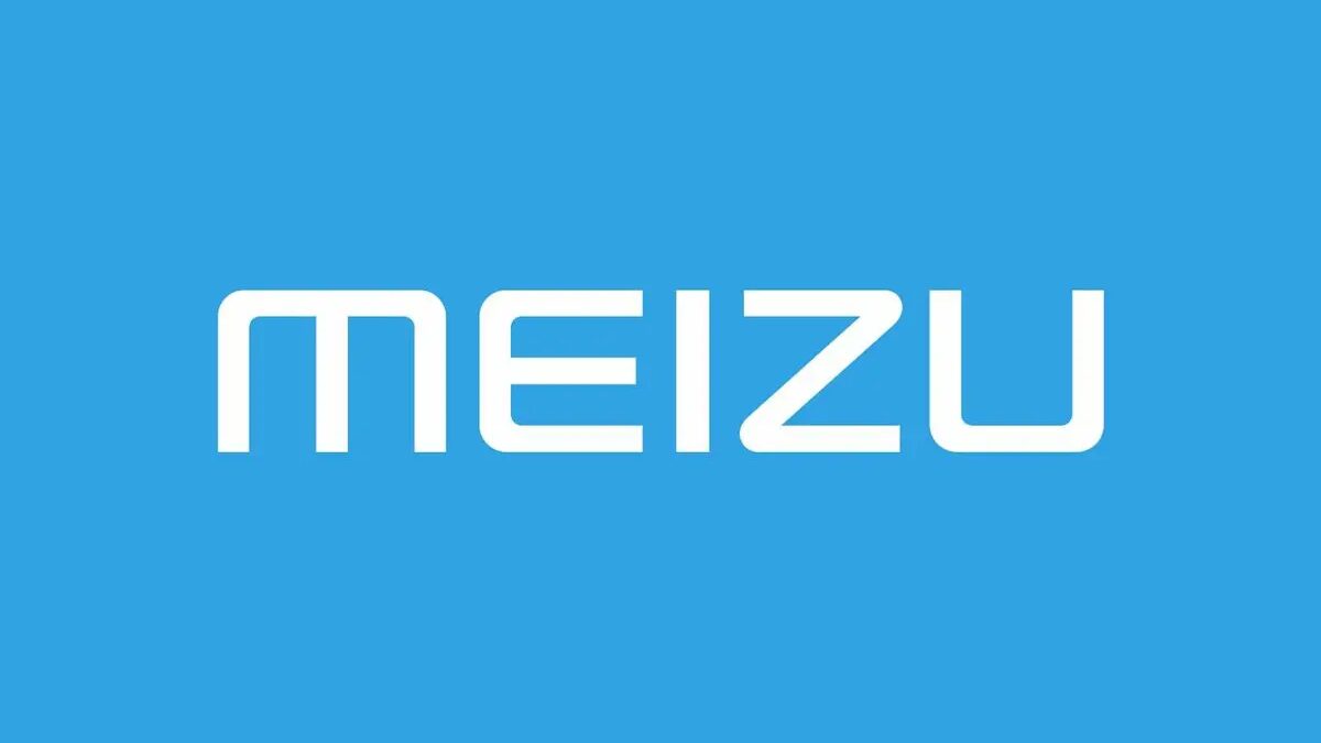 Логотип Meizu на светло-синем фоне с белыми буквами бренда