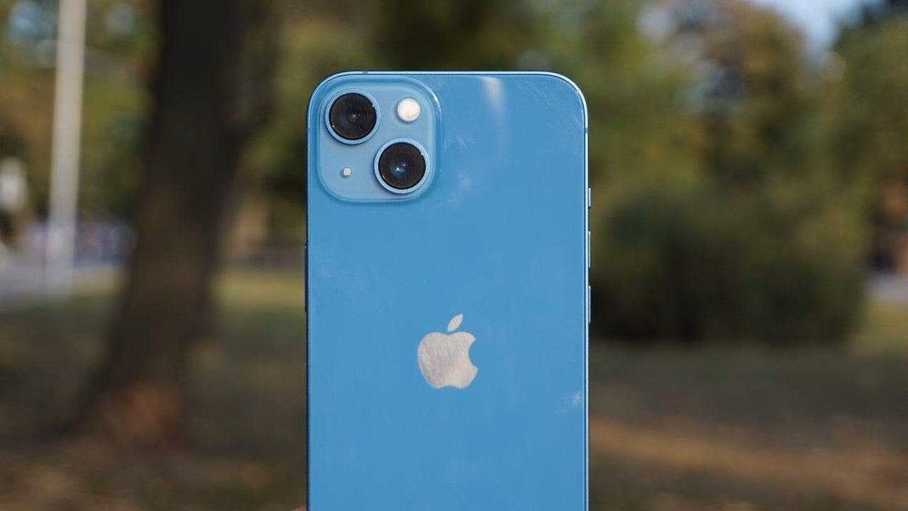 iPhone занимает 75% рынка премиальных смартфонов 4 blogroll 1634255745132