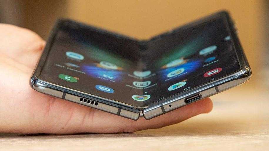 Samsung Galaxy Z Fold 5 получит камеру предшественника