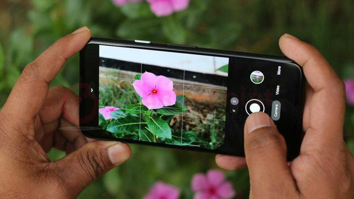 counterpoint google pixel 4a review camera 1