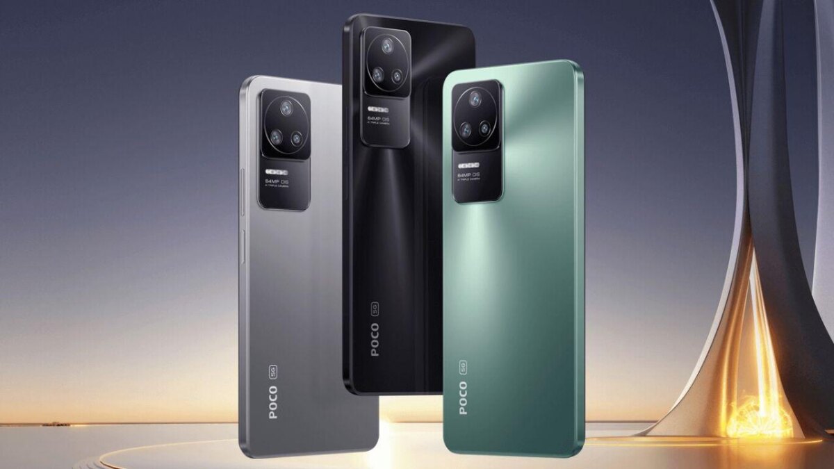 Три смартфона Poco F5 Pro с разными цветами вид сбоку