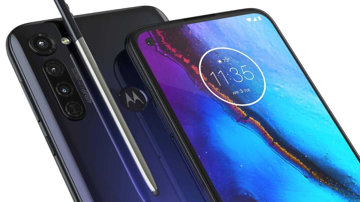 Смартфон Motorola Moto G Stylus 5G (2023) с тремя камерами и стилусом спереди
