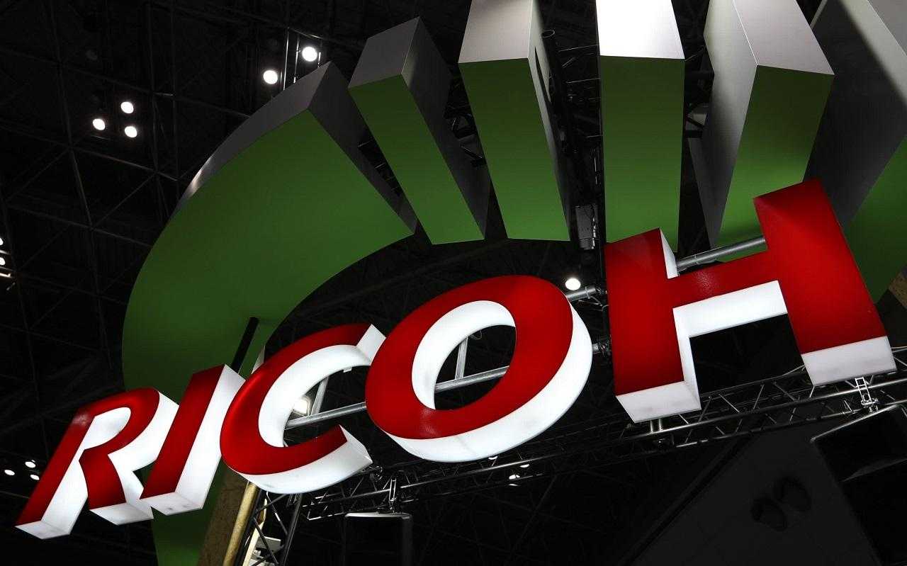 Компания Ricoh представила беспроводной сенсорный дисплей для смартфонов Ricoh Portable Monitor 150BW 2 11897095