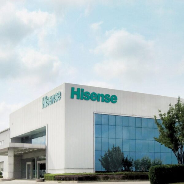Hisense анонсировала первый в мире лазерный телевизор 8К (bigutp)