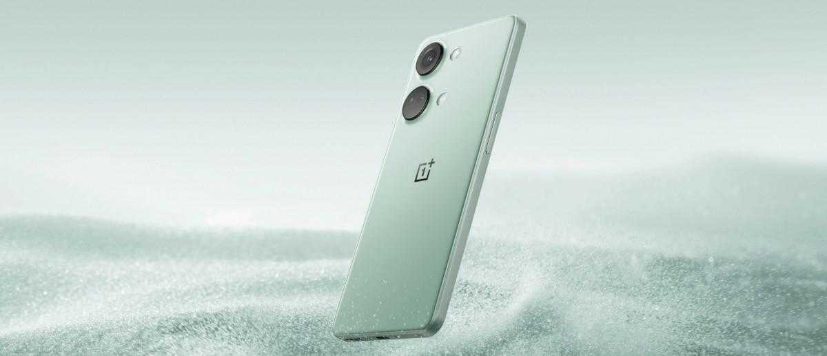 OnePlus Nord 3: в сеть слили характеристики смартфона 5 Задняя панель смартфона OnePlus Nord 3 с двумя камерами и логотипом