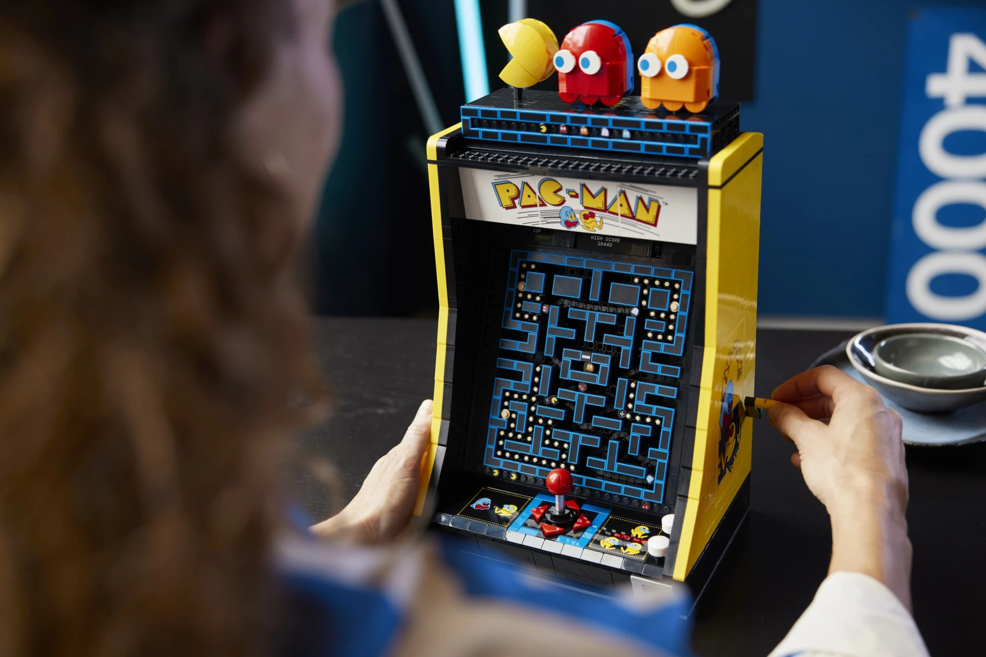 Lego представил набор Pac-Man Arcade