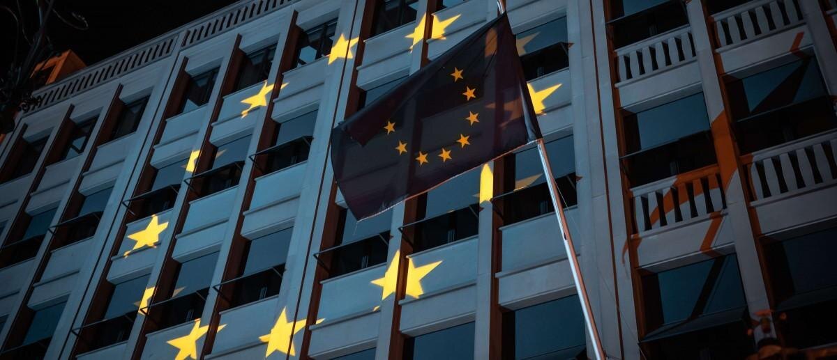 Евросоюз попытается запретить "вводящую в заблуждение" рекламу гаджетов 3 gsmarena 000 3