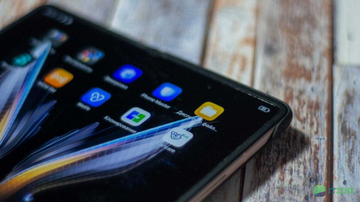 tecno phantom v fold itzine.ru 41