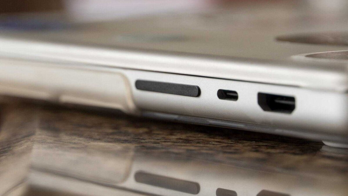 Обзор Transcend JetDrive Lite 330 1TB: как добавить места в MacBook Pro 12 jetdrive lite 1tb itzine.ru 12