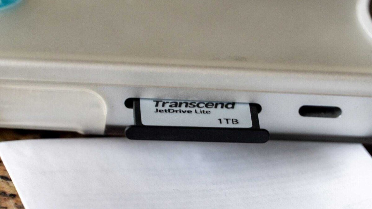 Обзор Transcend JetDrive Lite 330 1TB: как добавить места в MacBook Pro 19 jetdrive lite 1tb itzine.ru 14