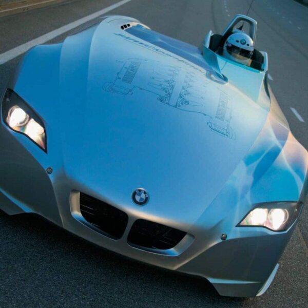 BMW может использовать водород в качестве гоночного топлива будущего (bmw h2r 16 e1689224062690)