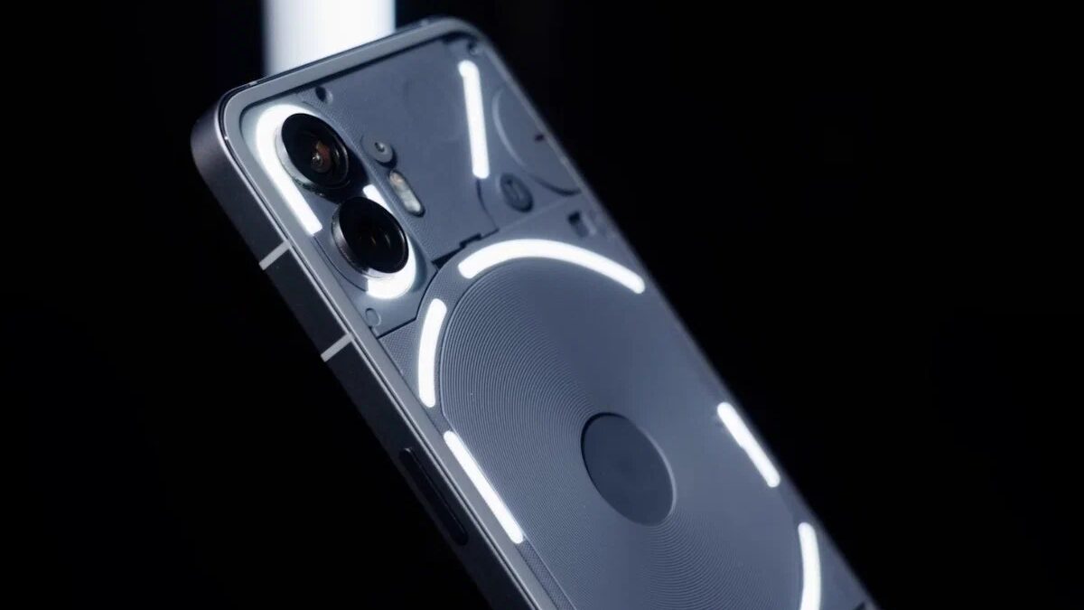Nothing Phone (2): подтвержден дизайн 2 Nothing