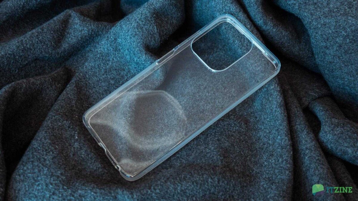 Прозрачный чехол для TECNO Spark 10 Magic Skin Edition на тканевом фоне