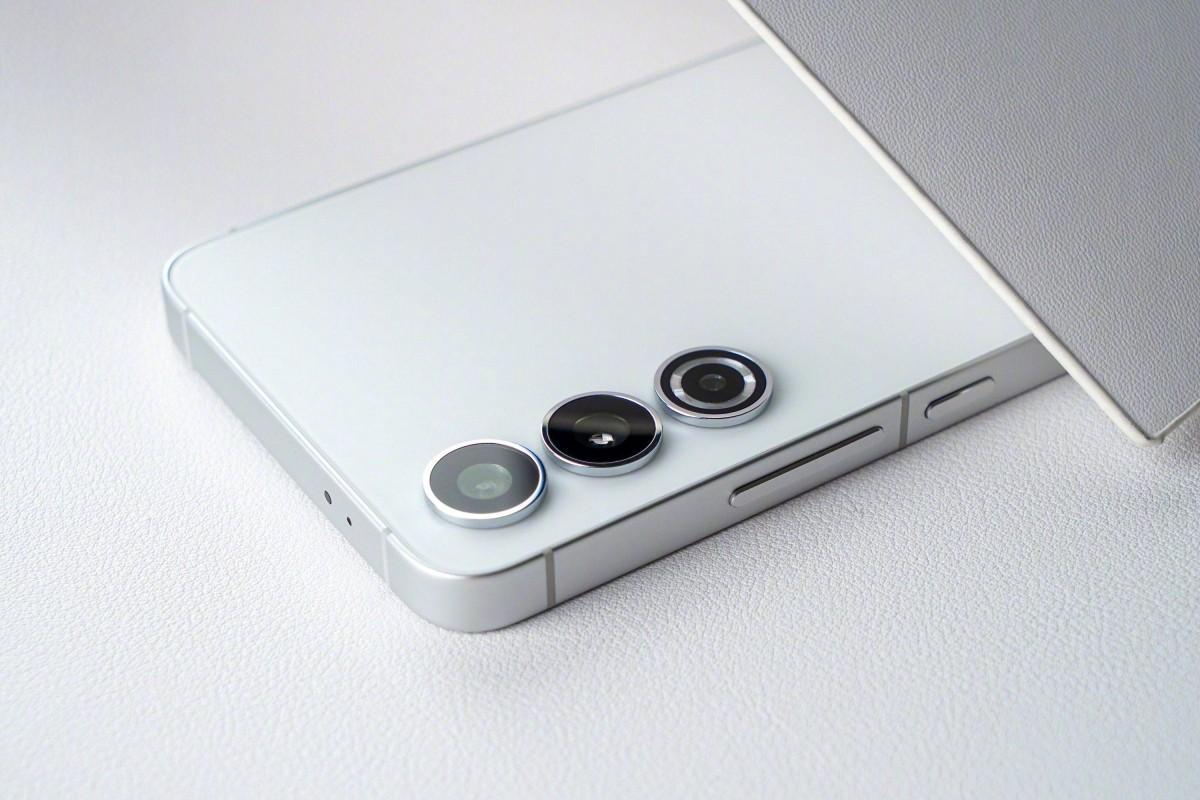 Samsung Galaxy S24 и S24+ получат плоский дизайн