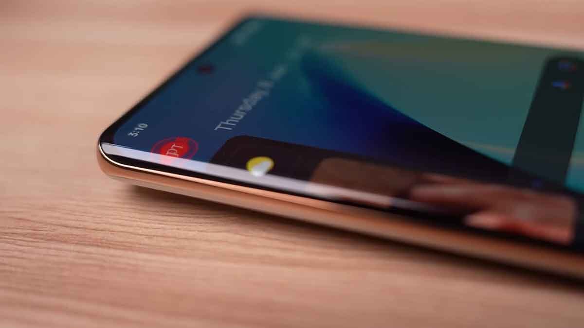 realme 11 pro plus 5g curved display from left side