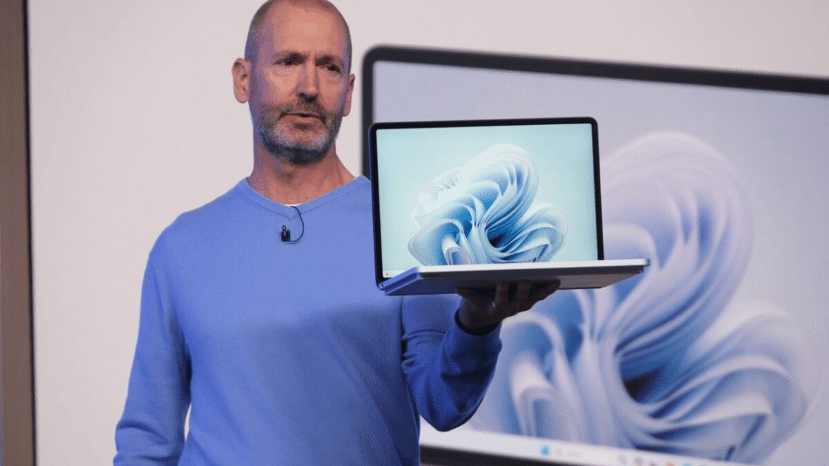 Microsoft Surface Laptop Studio 2: Мощный ноутбук-планшет с поддержкой графики и изысканным дизайном 4 cdn.vox cdn 1 large e1695394250202