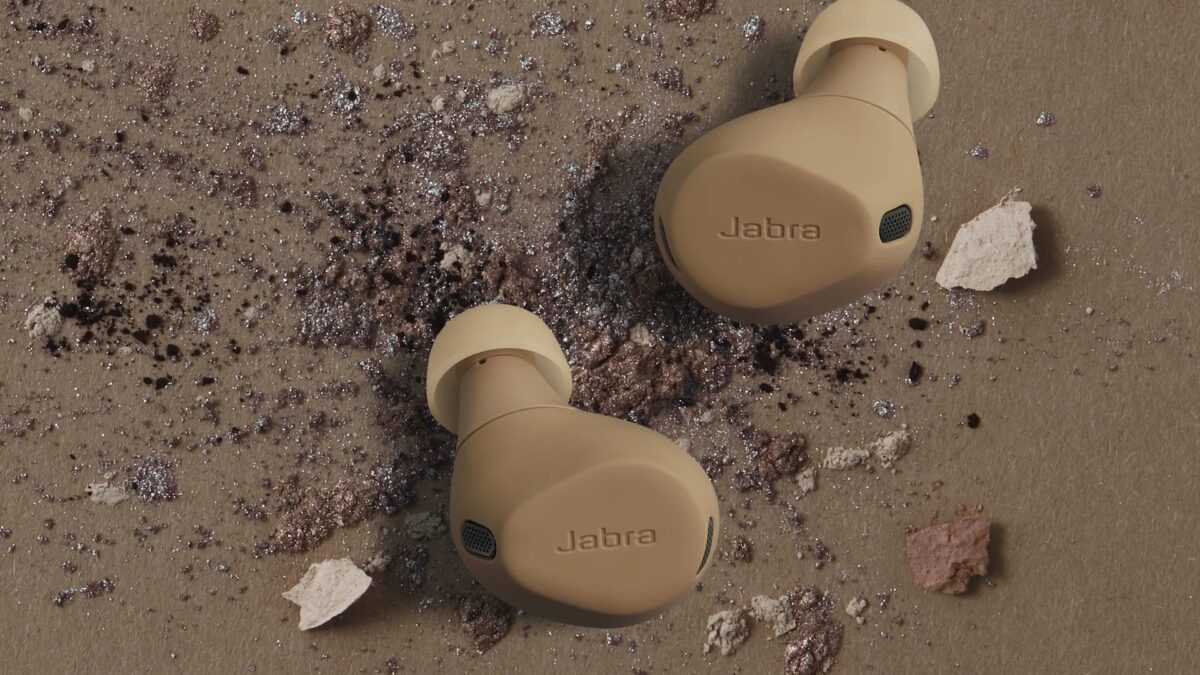 Наушники Elite 8 Active прошли ряд испытаний на прочность