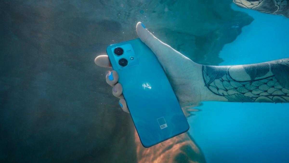 Motorola представила Edge 40 Neo 12 Motorola