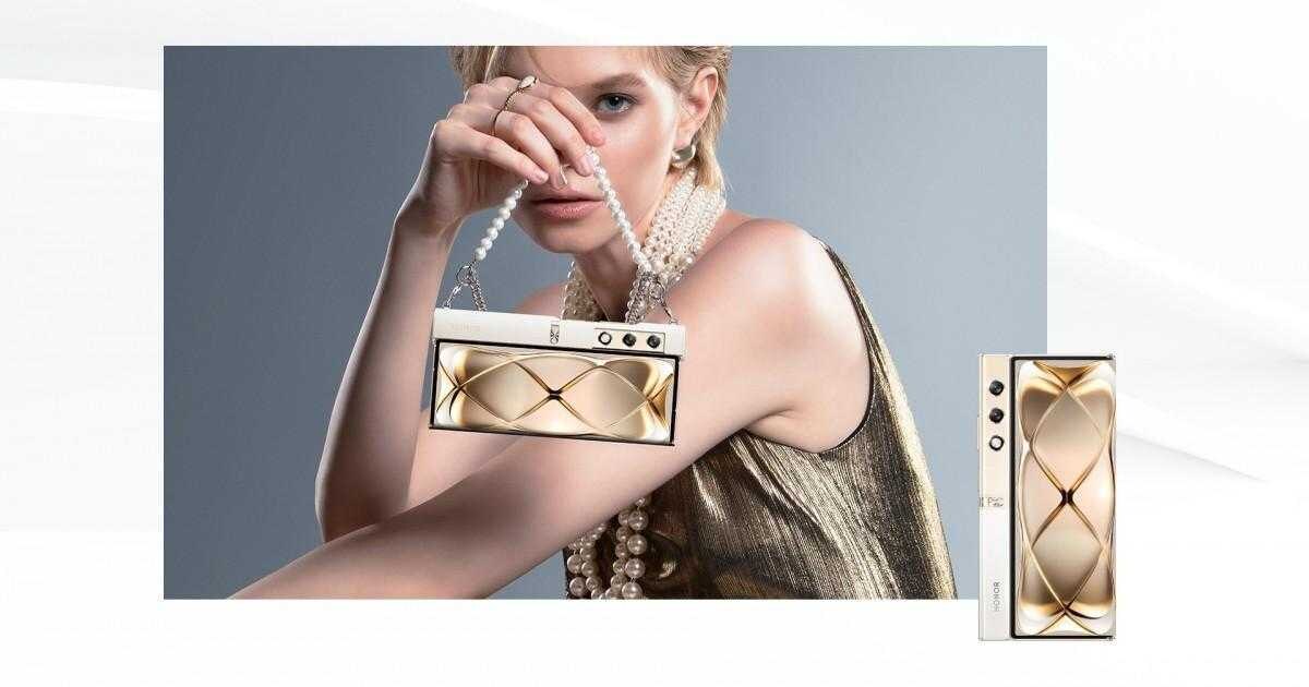Фотография женского лица с украшениями и сумкой Honor V Purse