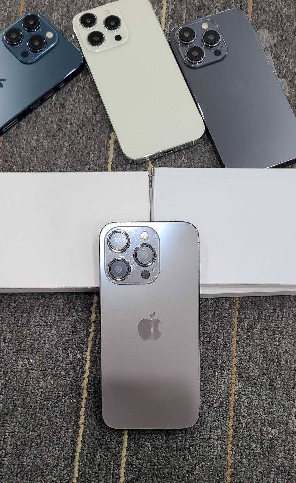 iPhone 15 и 15 Pro показали в новых цветах: серый, серый и еще раз серый (gsmarena 008 7)