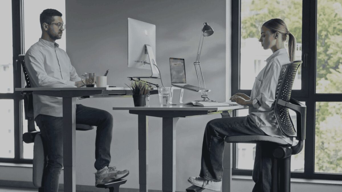 Стартап Movably представил первое в мире кресло-фламинго 3 1698337687 snimok ekrana 2023 10 26 v 21.24.19