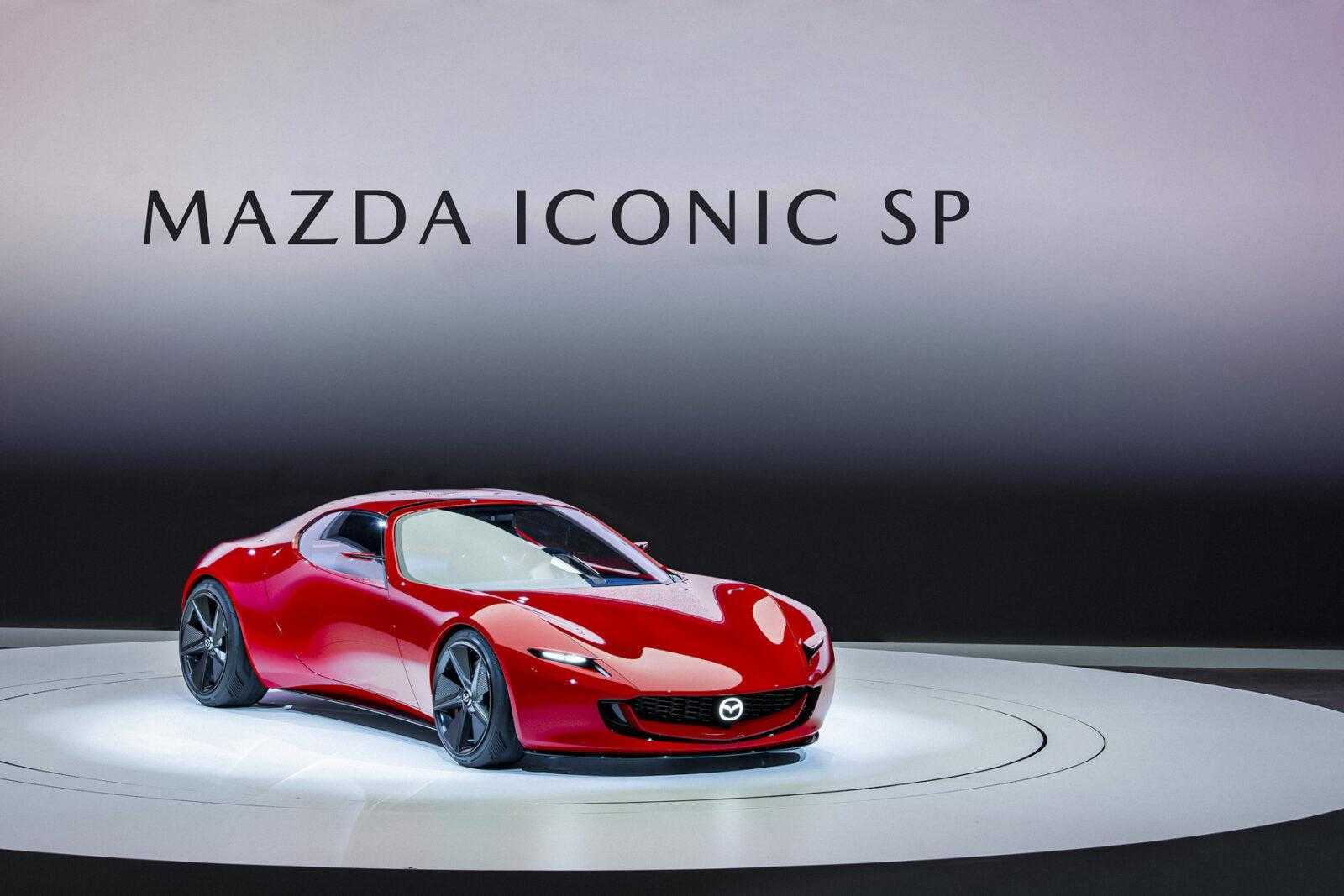 Mazda представила электрический спорткар с роторным мотором Iconic SP