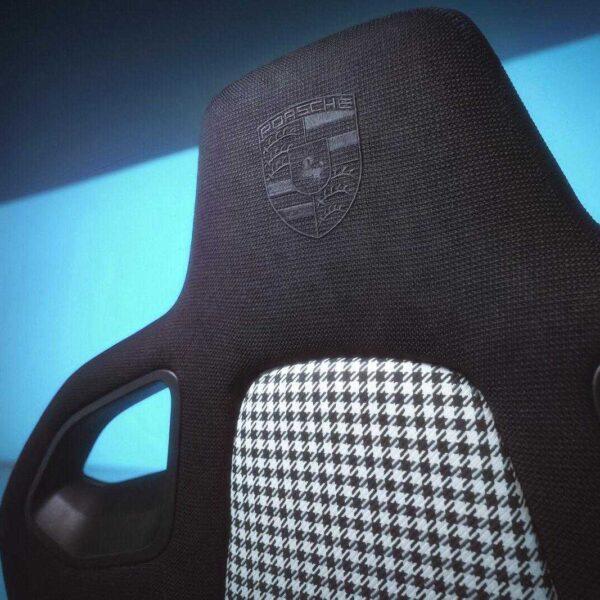 Представлено геймерское кресло от Porsche и Recaro (54c7afe2140b6b23beb436f28b2cdd112f10da3e)
