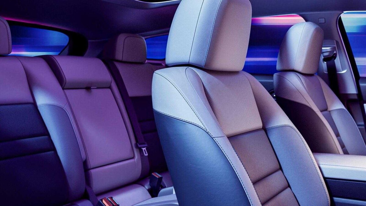 Автоматические сиденья внутри автомашины Honda Prologue