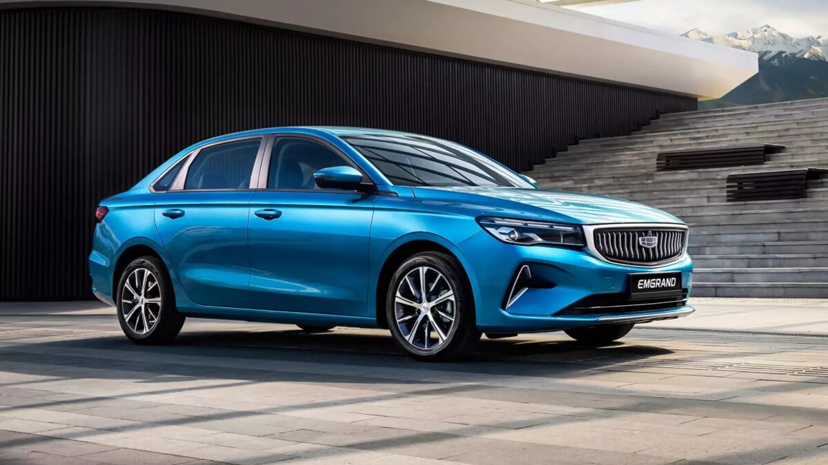 Geely официально представила в России свой первый седан Emgrand 4 j4ejjxmyk1uw8lx4n3zaspj8c26u3i2n