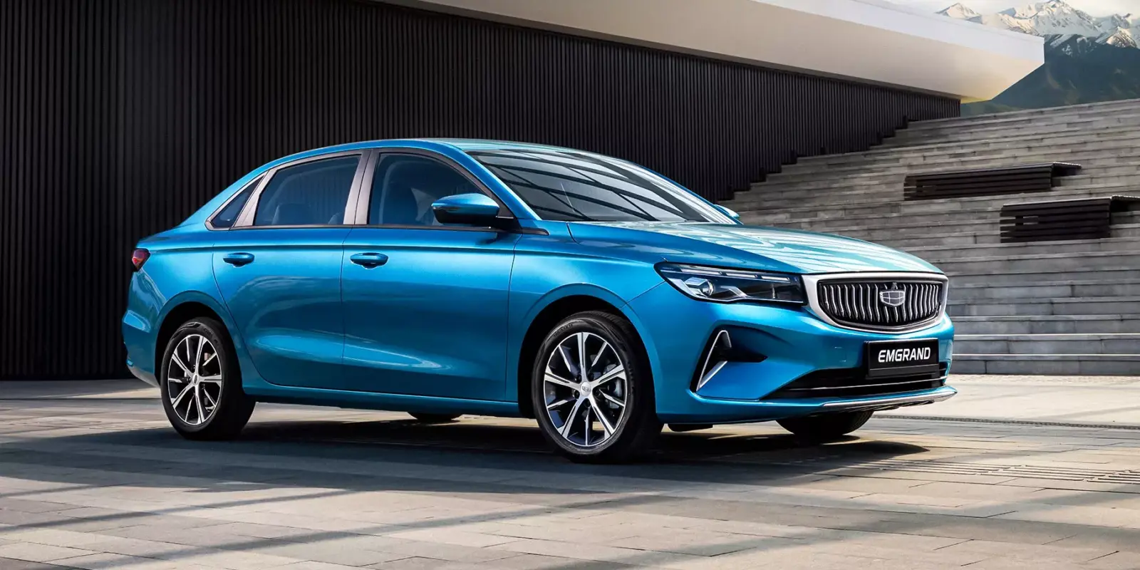 Geely официально представила в России свой первый седан Emgrand Geely официально представила в России свой первый седан Emgrand