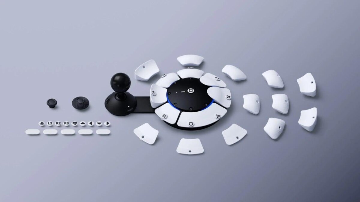 Разобранный геймпад Access Controller от Sony с гранями и кнопками
