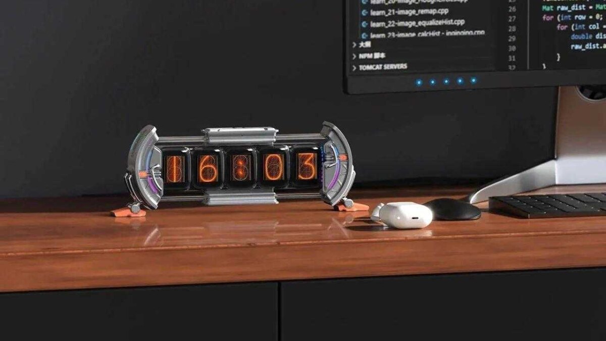 Представлены часы будущего с 5 экранами — Times Gate Pixel 5 photo 2023 10 25 13 29 04 3