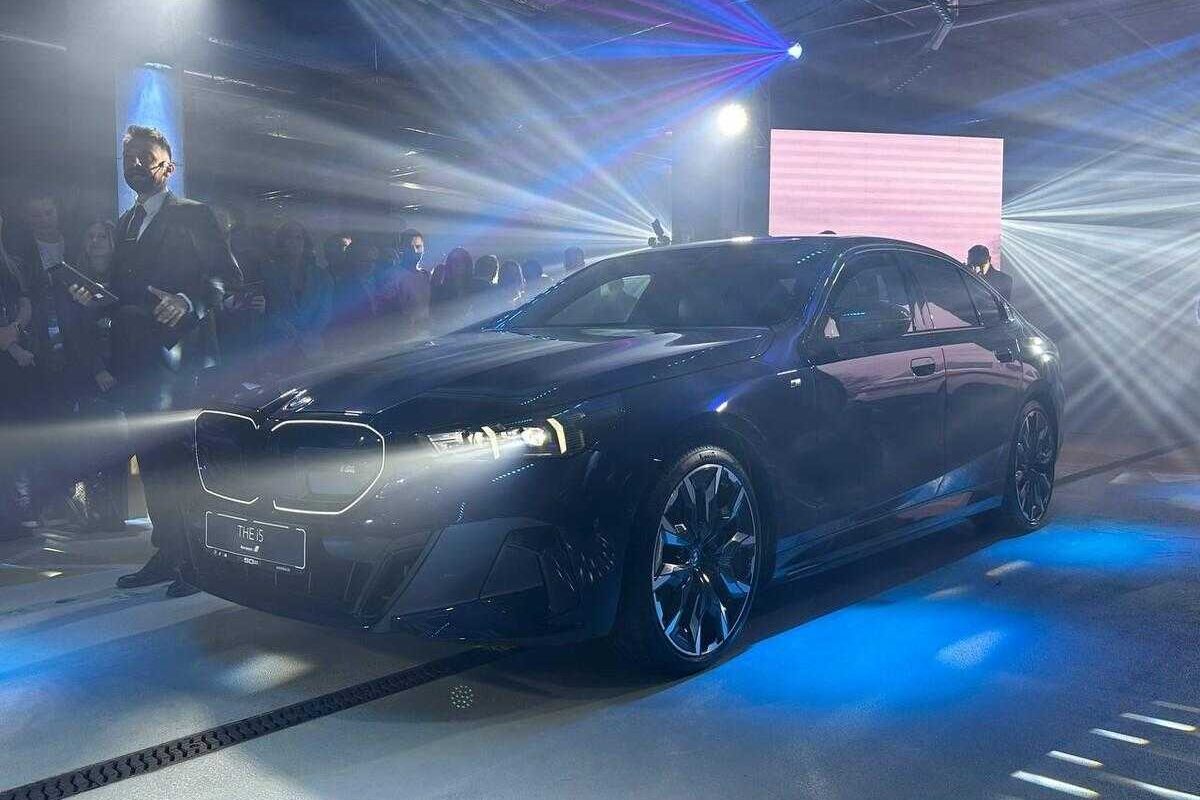 5904